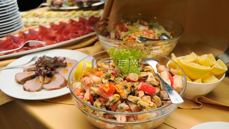 餐饮供应链系统加盟代理：揭秘加盟背后的关键要素**